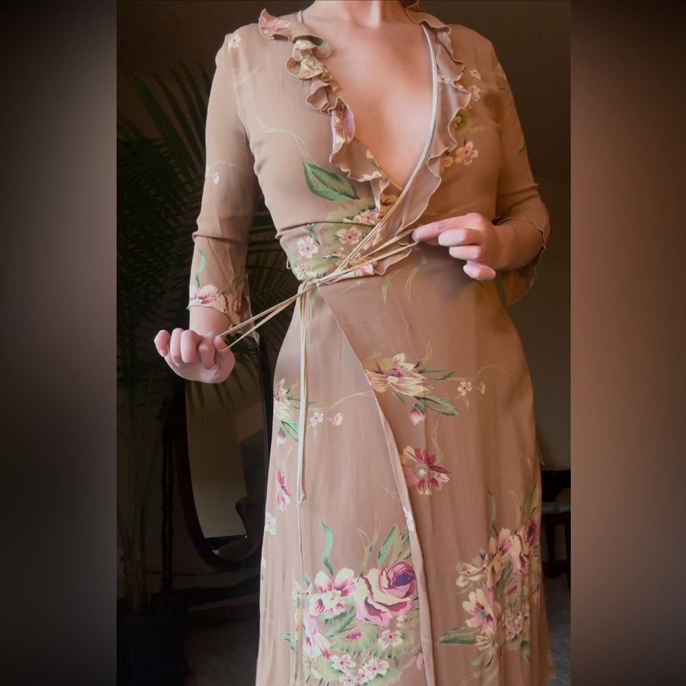 Floral Ruffle Wrap Dress - Picture 5 of 7